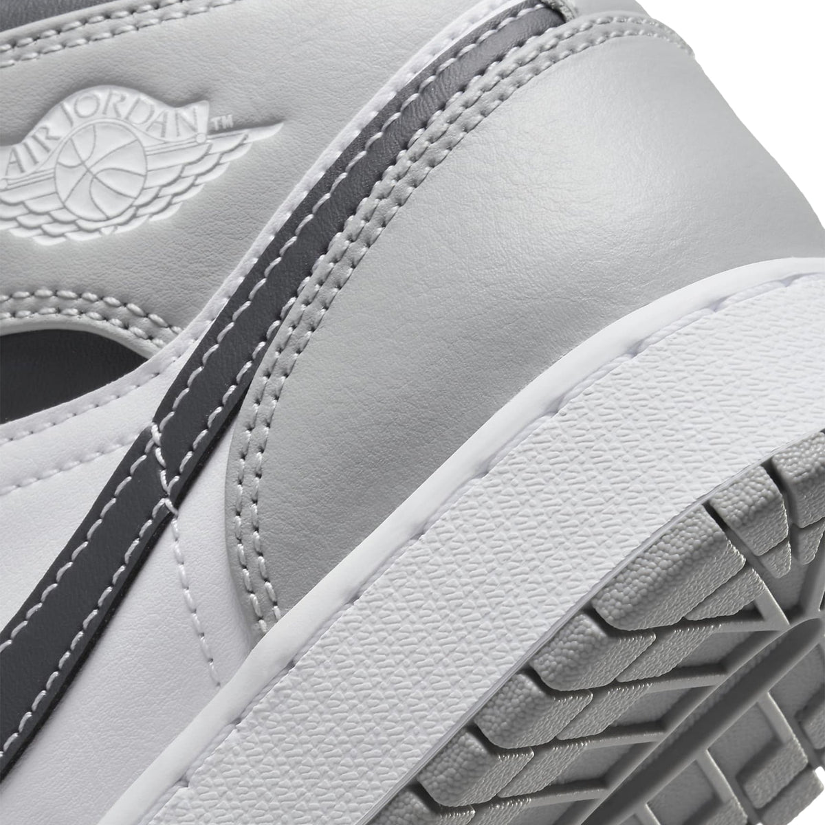 Air Jordan 1 Mid Light Smoke Grey Anthracite (GS) Sneakers