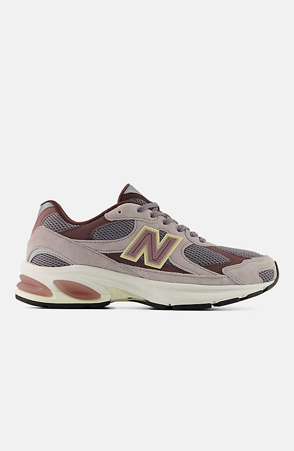 New Balance Men's 2010 Shoes - Truffle Salt/Calcium